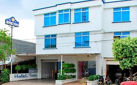 Hotel Tania